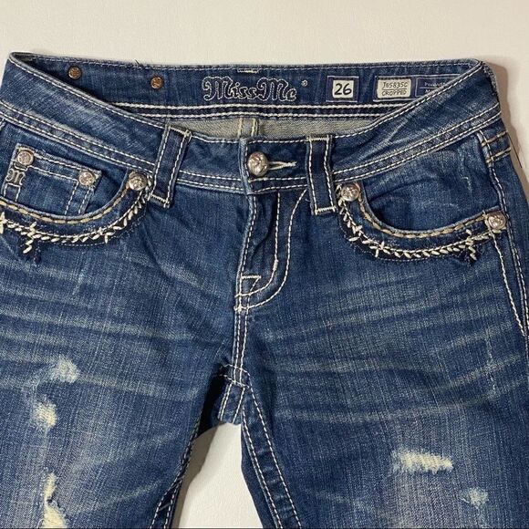 Miss Me | Factory Distressed Cropped Jeans - Picture 2 of 9